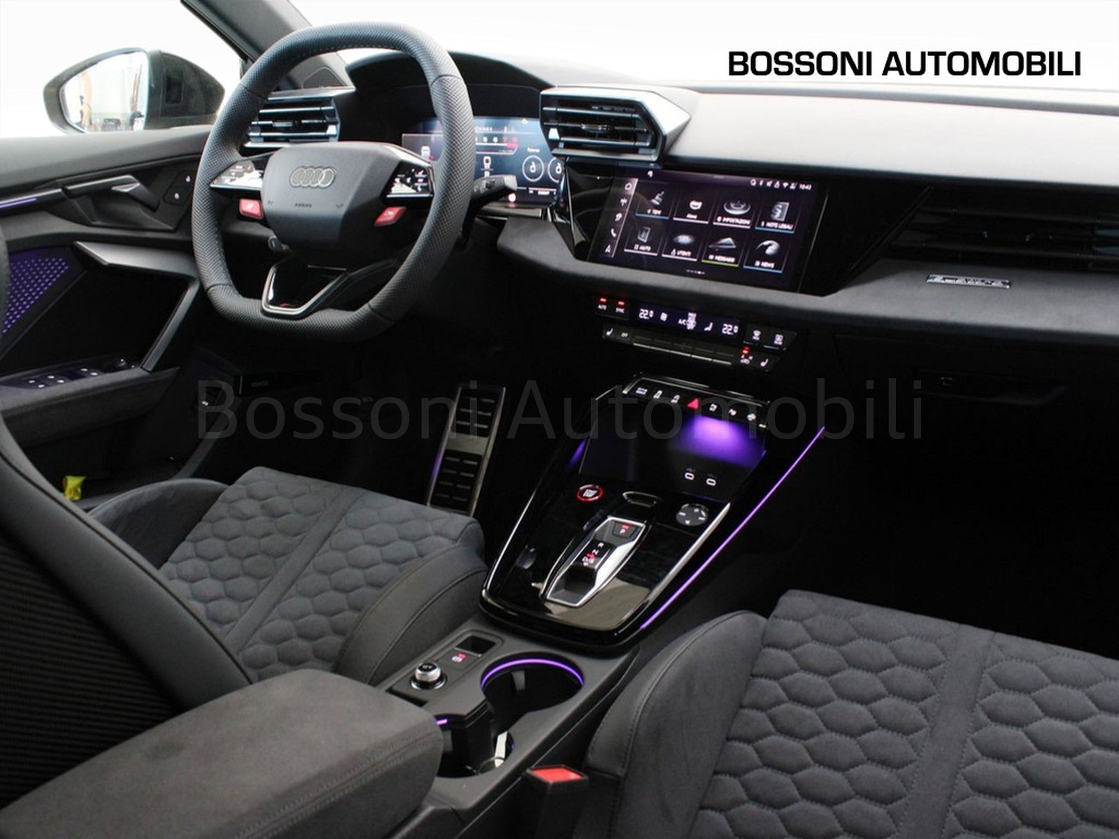 4 - Audi RS3 sportback 2.5 tfsi quattro