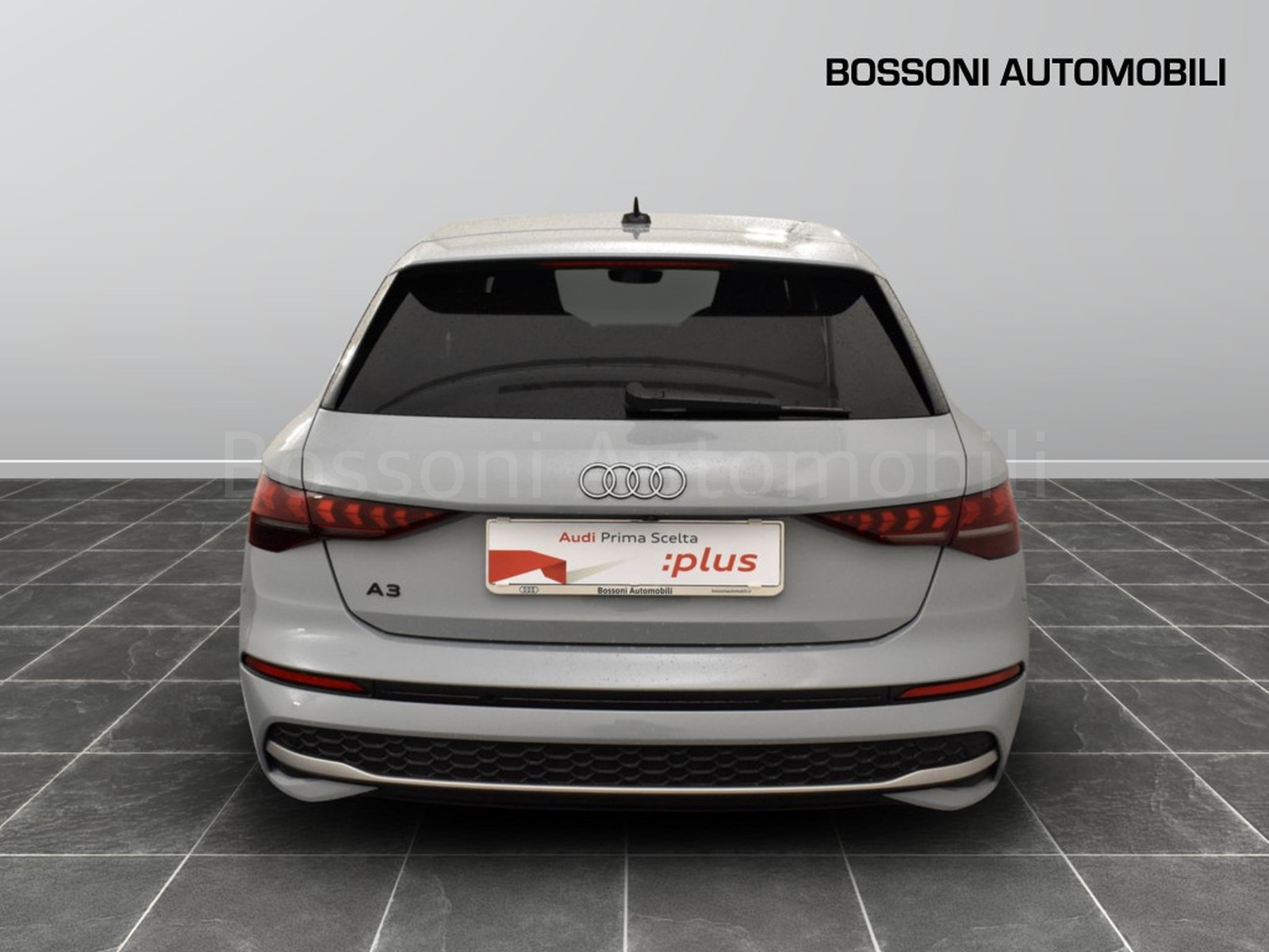 12 - Audi A3 sportback 2.0 tdi 150cv business advanced s tronic