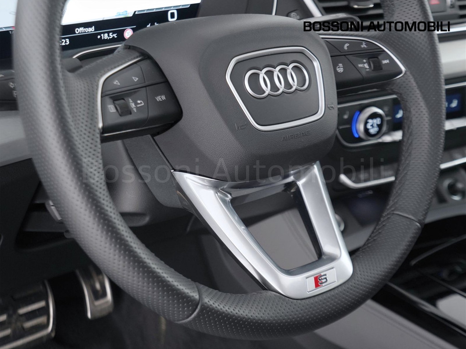 26 - Audi Q5 sportback 40 2.0 tdi mhev 12v s line quattro s tronic