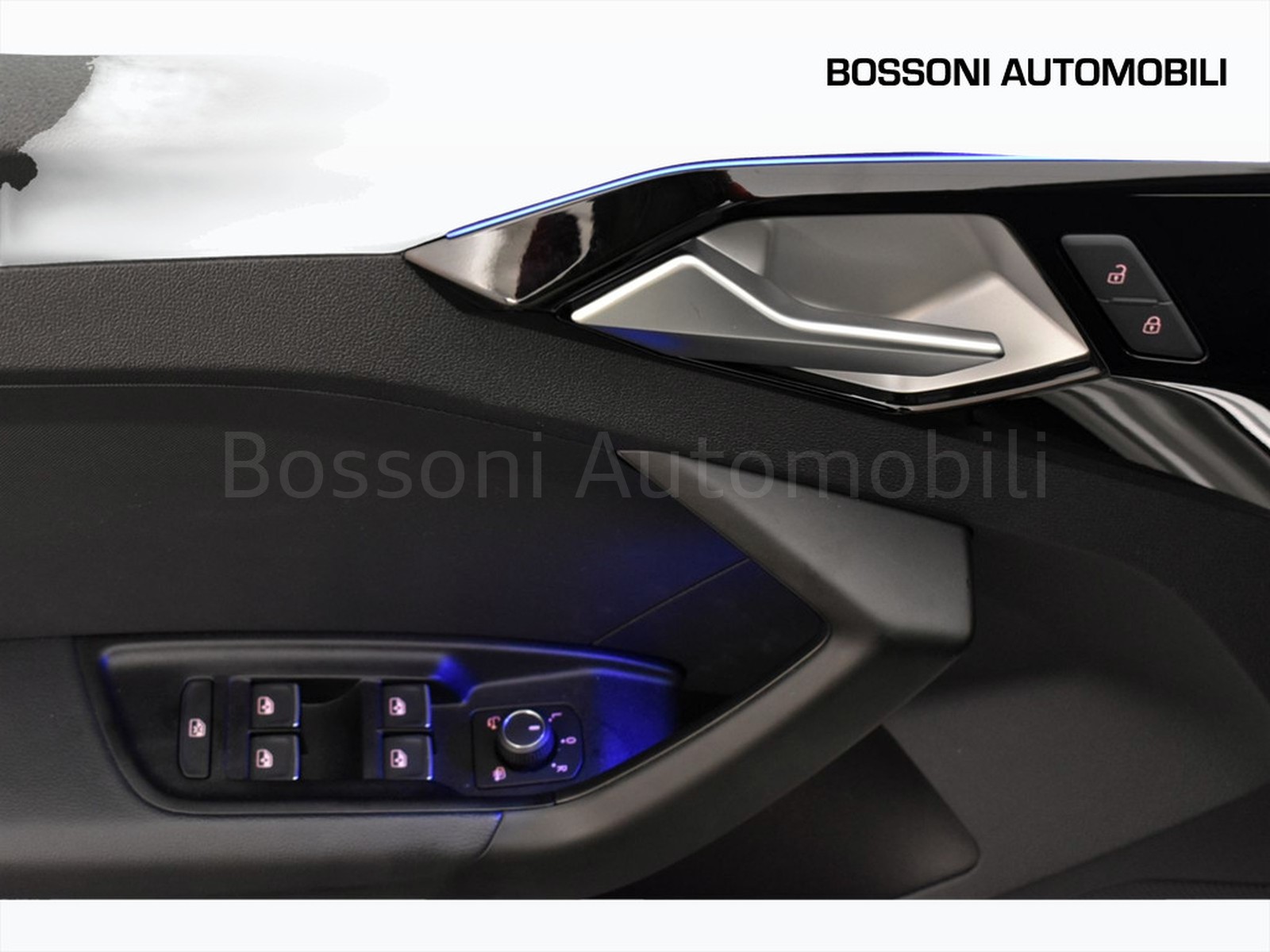 16 - Audi A1 sportback 30 1.0 tfsi 116cv s line edition s tronic