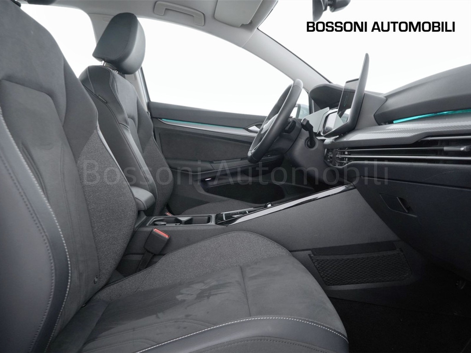 8 - Volkswagen Golf 2.0 tdi scr 150cv style dsg