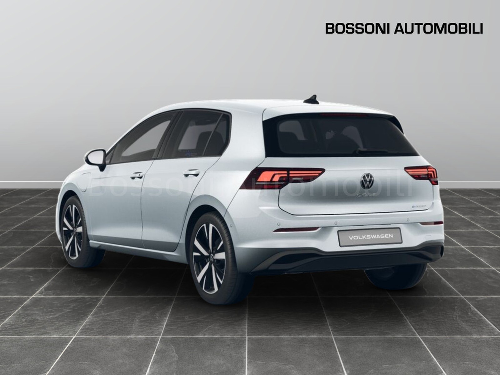 3 - Volkswagen Golf 1.5 tsi ehybrid 204cv edition plus dsg