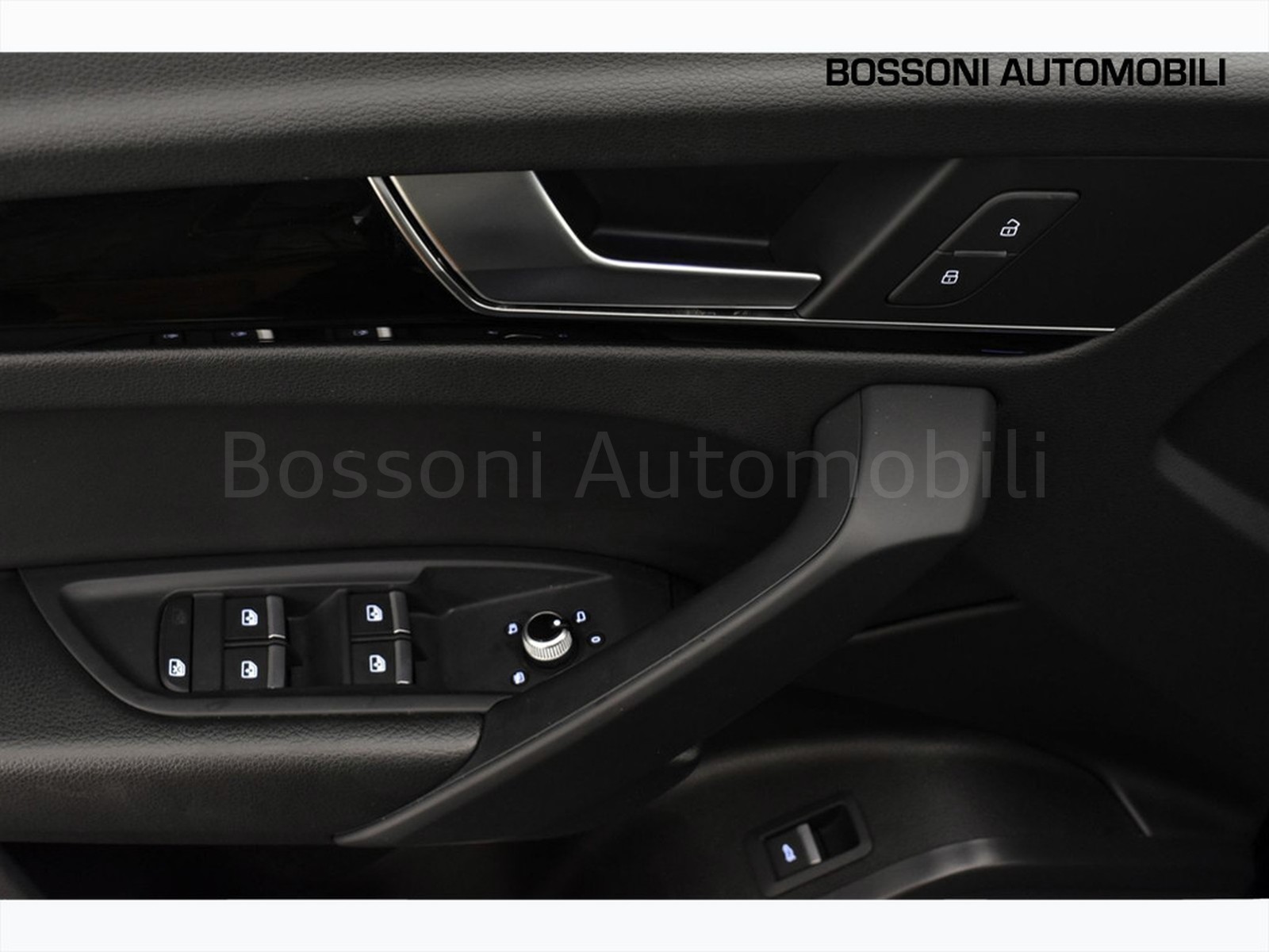 17 - Audi Q5 sportback 40 2.0 tdi mhev 12v s line plus quattro s tronic