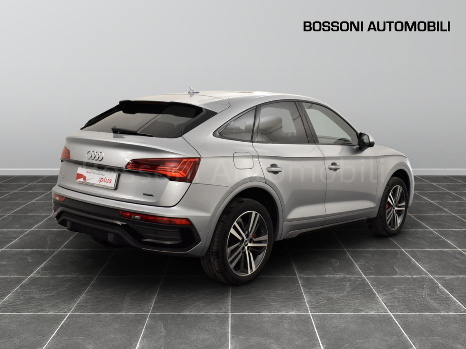 2 - Audi Q5 sportback 40 2.0 tdi mhev 12v s line plus quattro s tronic