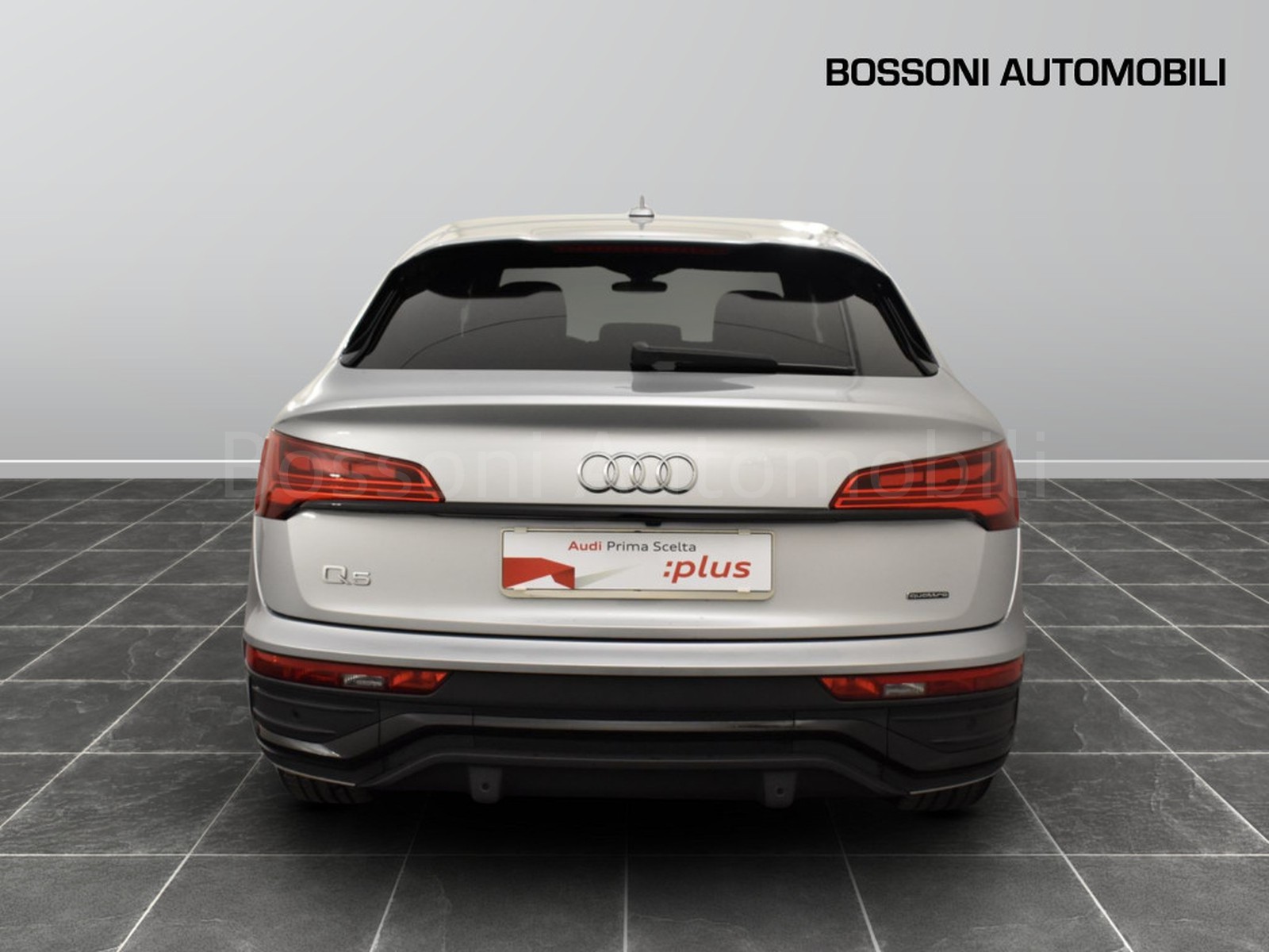 12 - Audi Q5 sportback 40 2.0 tdi mhev 12v s line plus quattro s tronic