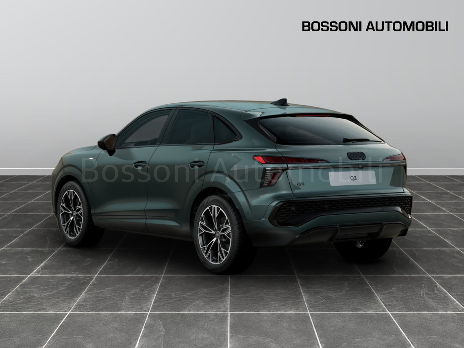 2 - Audi Q3 sportback 2.0 tdi 150cv business s tronic