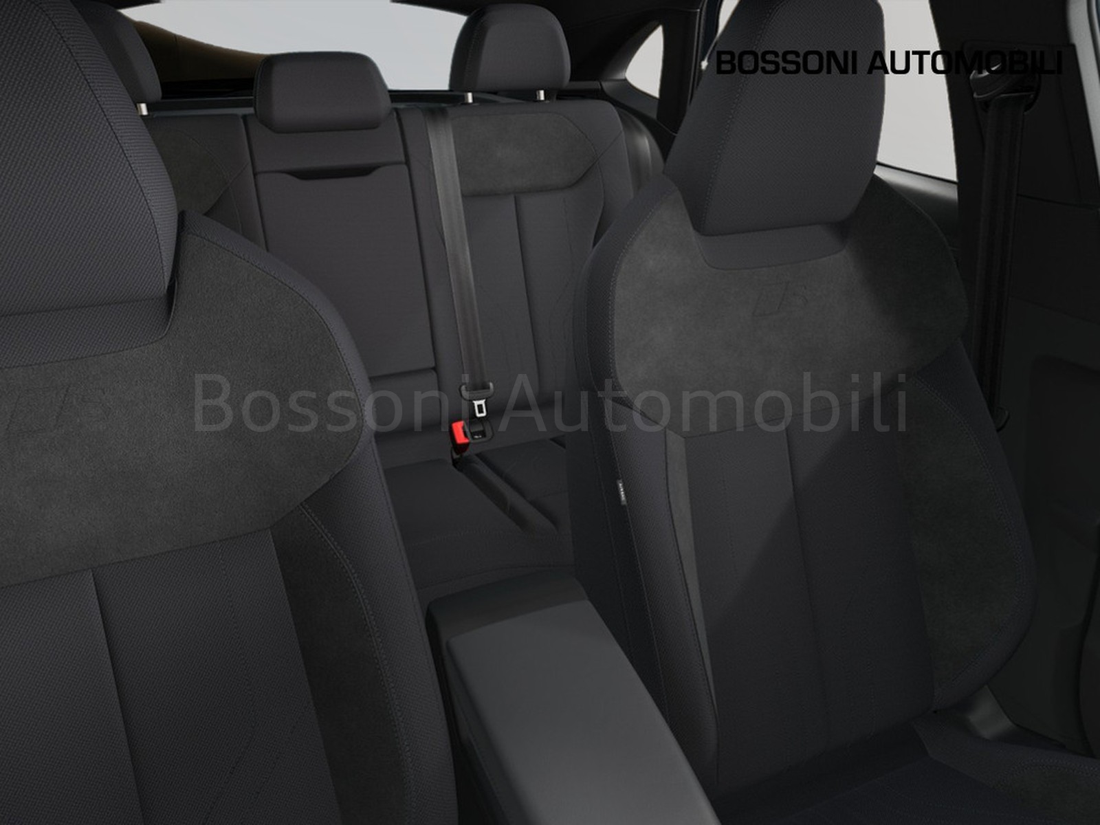 10 - Audi Q3 sportback 2.0 tdi 150cv business s tronic