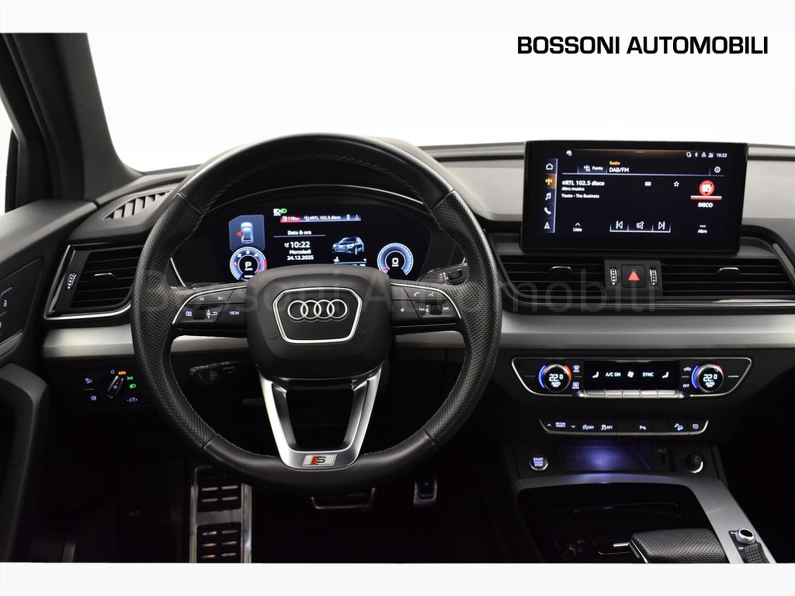 3 - Audi Q5 sportback 40 2.0 tdi mhev 12v s line plus quattro s tronic