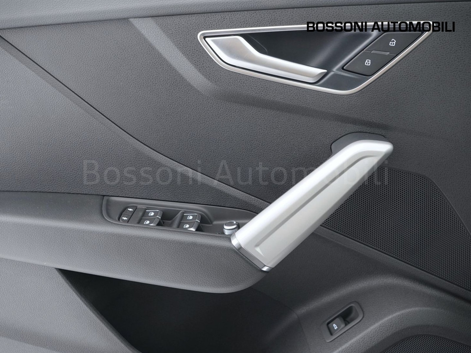 17 - Audi Q2 30 1.0 tfsi 116cv business advanced