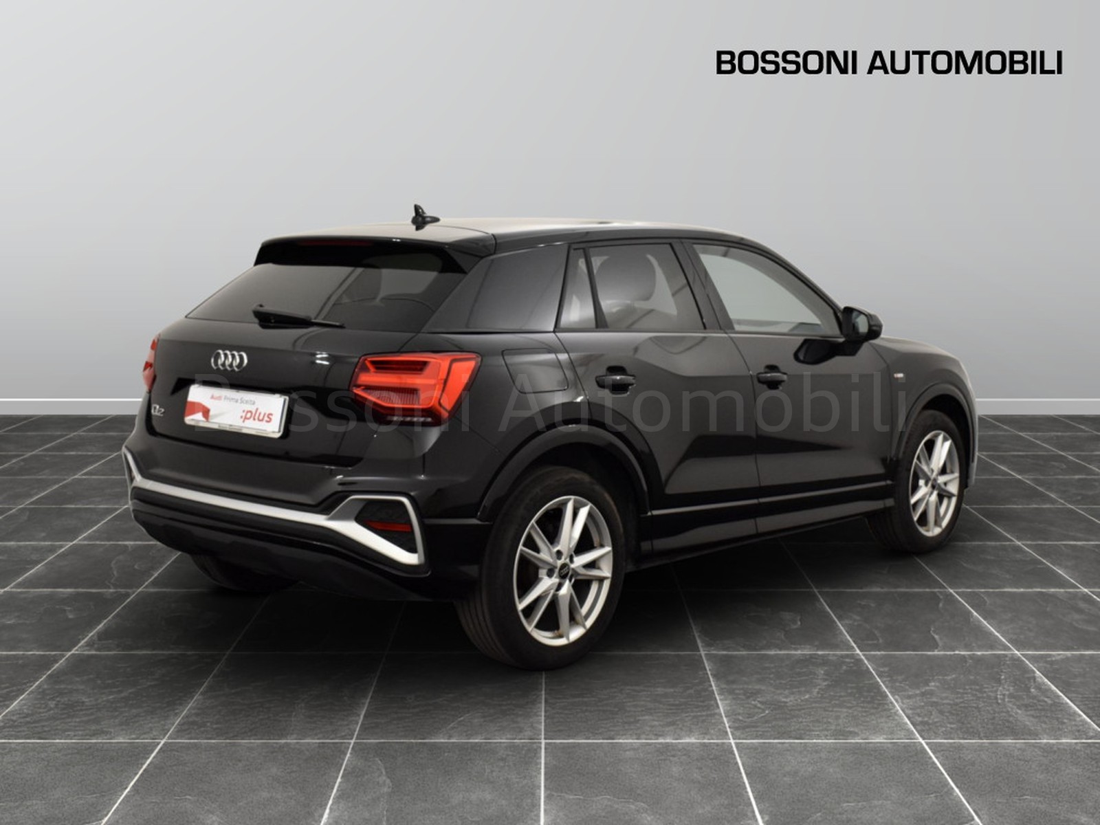 2 - Audi Q2 35 2.0 tdi s line edition s tronic