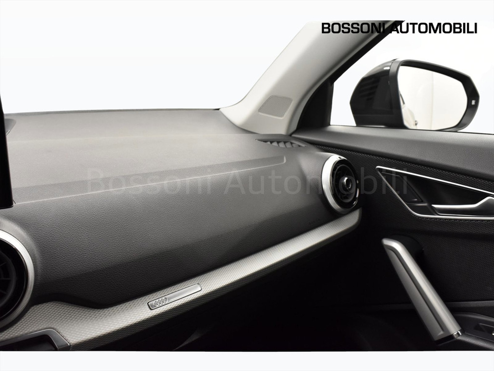 23 - Audi Q2 35 2.0 tdi s line edition s tronic