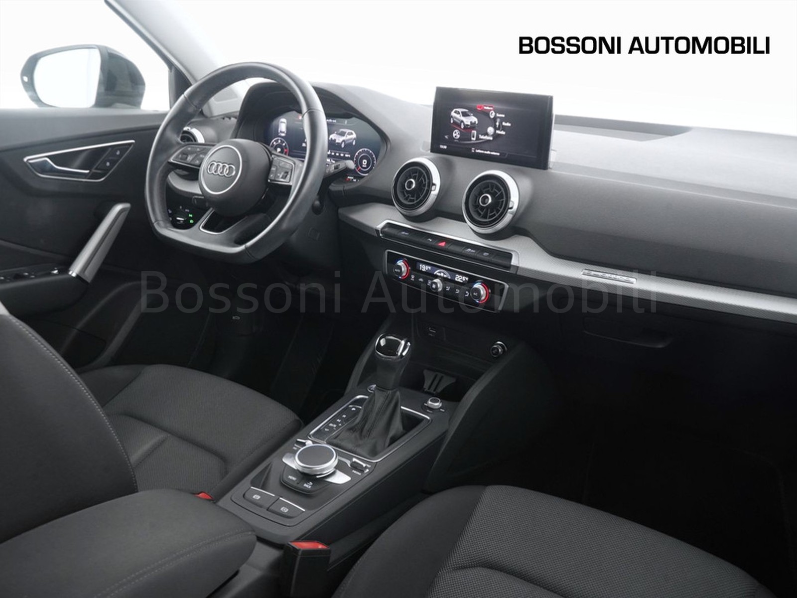 4 - Audi Q2 35 2.0 tdi identity black quattro s tronic