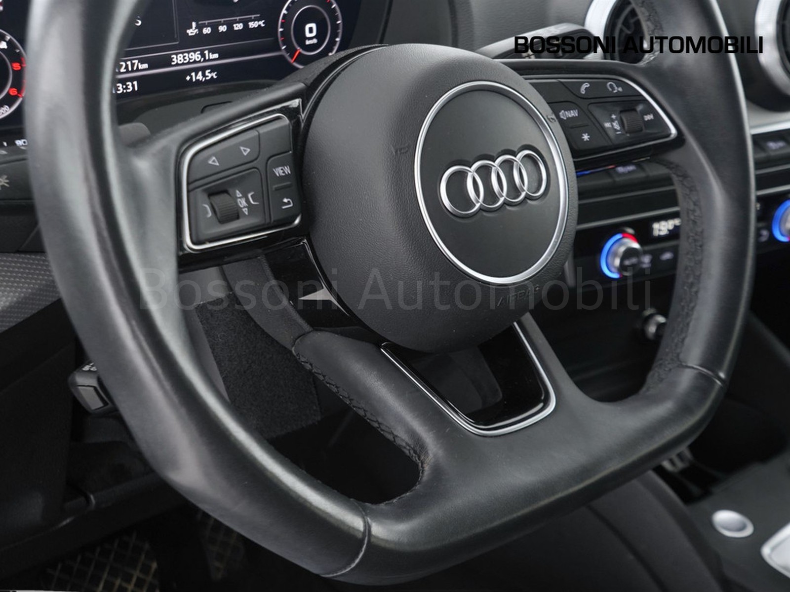 26 - Audi Q2 35 2.0 tdi identity black quattro s tronic