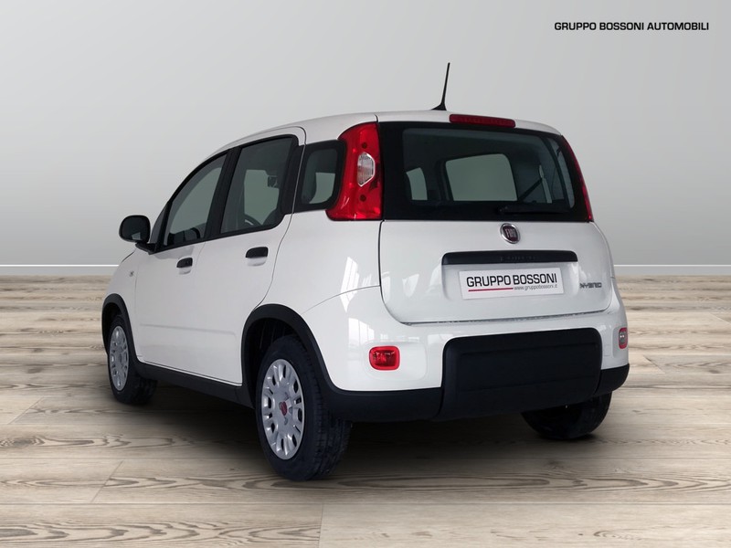 7 - Fiat Panda 1.0 firefly hybrid 70cv