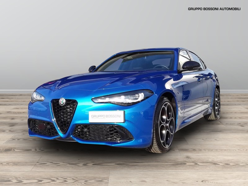 1 - Alfa Romeo Giulia 2.2 turbo 210cv competizione q4 at8