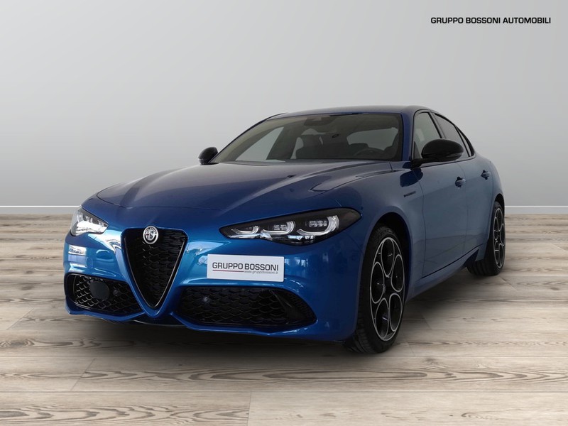 1 - Alfa Romeo Giulia 2.2 turbo 210cv competizione q4 at8