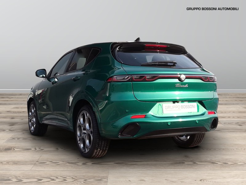 7 - Alfa Romeo Tonale 1.5 hybrid 160cv tributo italiano tct7