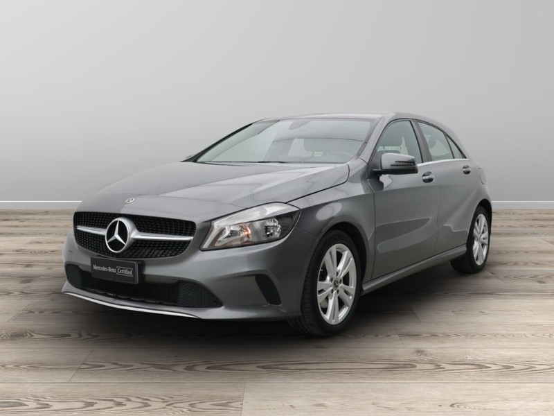 1 - Mercedes Classe A 200 d sport 4matic 7g-dct