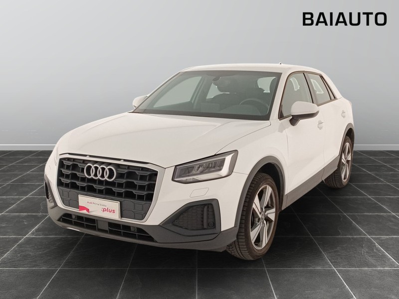 1 - Audi Q2 35 1.5 tfsi admired s tronic