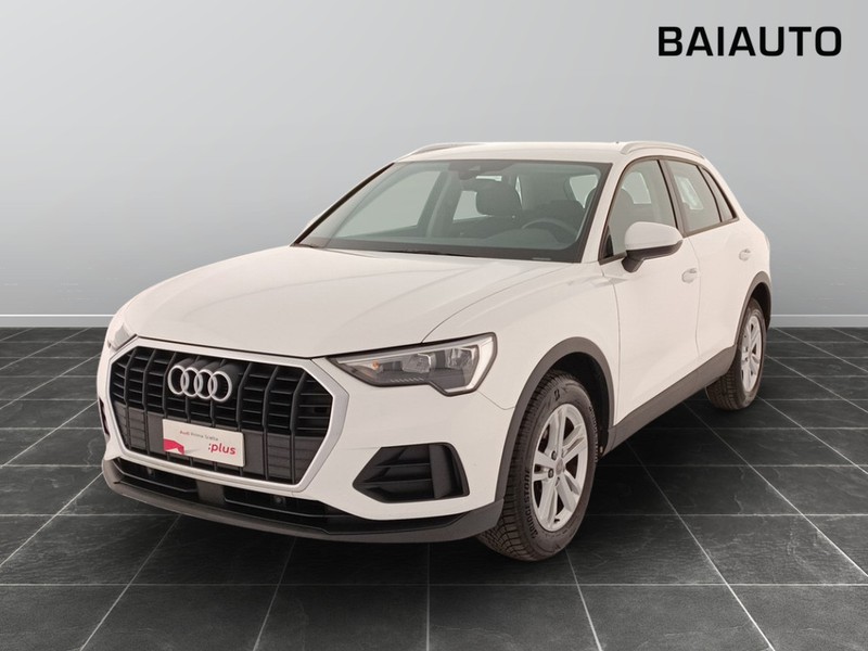 1 - Audi Q3 35 2.0 tdi business s tronic