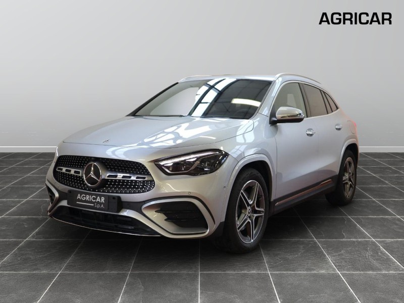 1 - Mercedes GLA 180 d amg line advanced plus 8g-dct