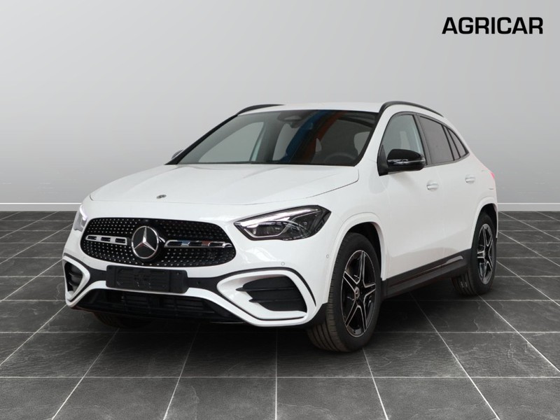 1 - Mercedes GLA 200 d amg line premium 4matic 8g-dct