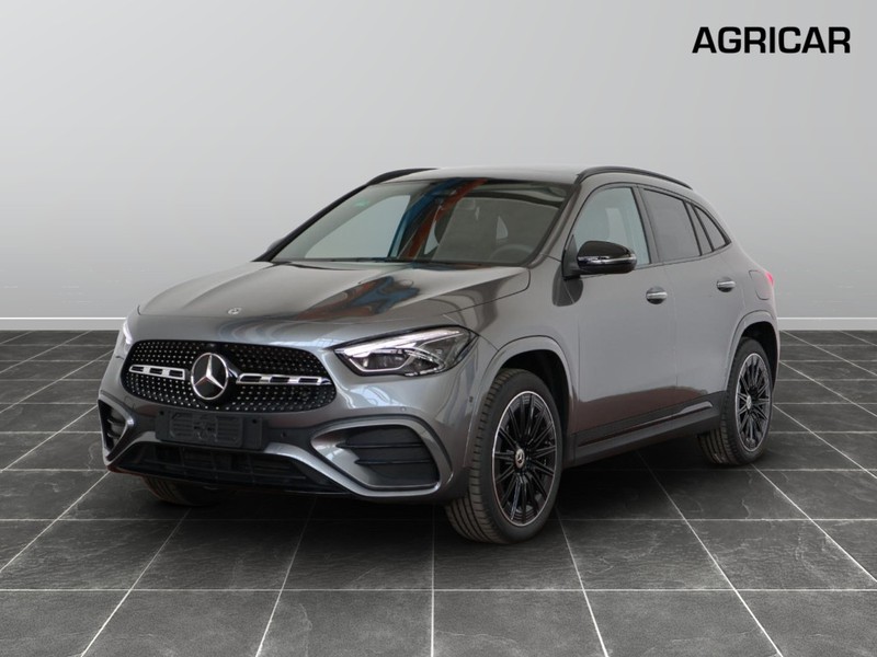 1 - Mercedes GLA 250 e plug-in-hybrid amg line premium 8g-dct