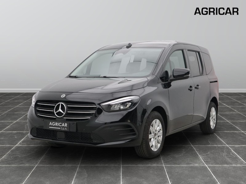 1 - Mercedes Vans Classe T long 180 d premium