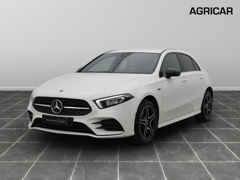 1 - Mercedes Classe A 250 e plug in hybrid (e eq-power) premium 8g-dct