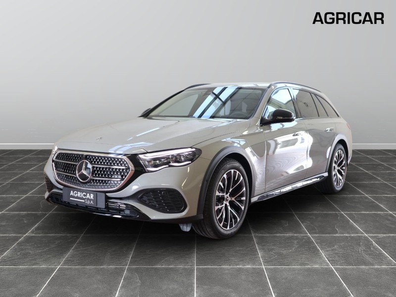 1 - Mercedes Classe E station wagon all-terrain 220 d premium 4matic 9g-tronic