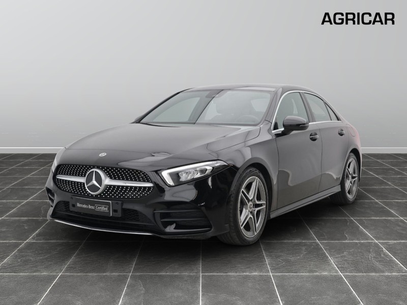 1 - Mercedes Classe A sedan 180 d premium 8g-dct