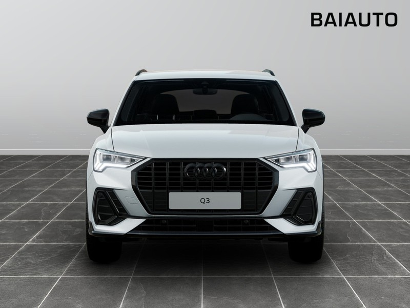 7 - Audi Q3 35 2.0 tdi s line edition s tronic