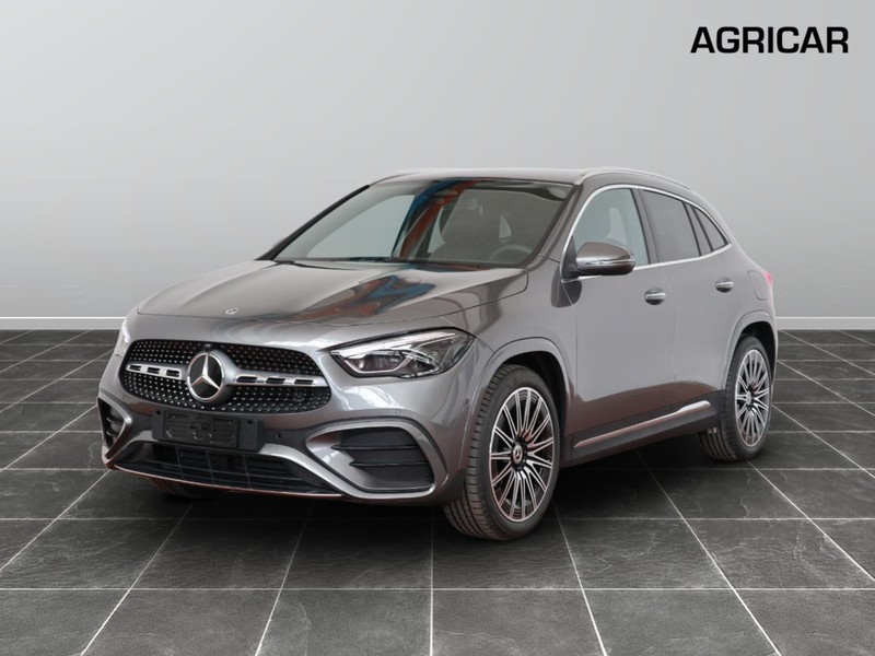 1 - Mercedes GLA 200 d amg line premium 8g-dct