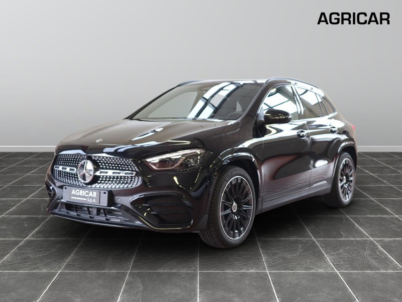 1 - Mercedes GLA 200 d amg line premium 4matic 8g-dct