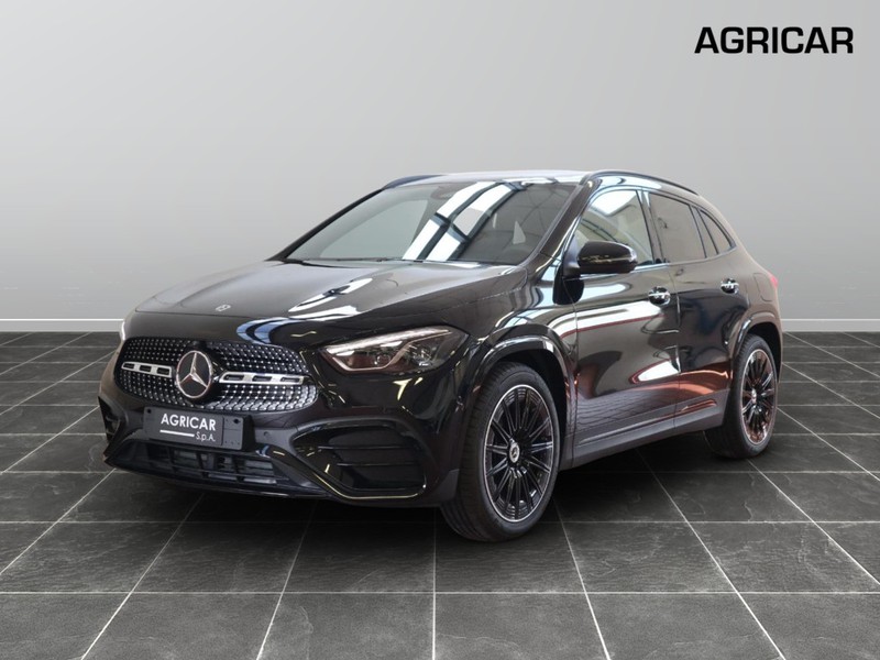 1 - Mercedes GLA 250 amg line premium 4matic 8g-dct