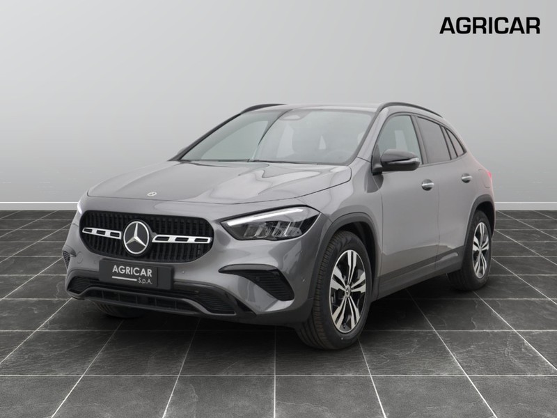 1 - Mercedes GLA 200 d progressive advanced plus 4matic 8g-dct