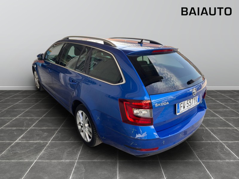 7 - Skoda Octavia wagon 1.5 g-tec 130cv style dsg