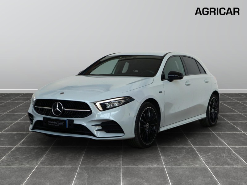 1 - Mercedes Classe A 250 e plug in hybrid (e eq-power) premium 8g-dct