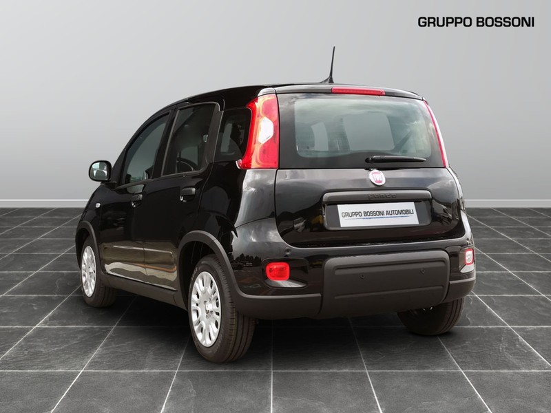 7 - Fiat Panda 1.0 firefly hybrid 70cv s&s