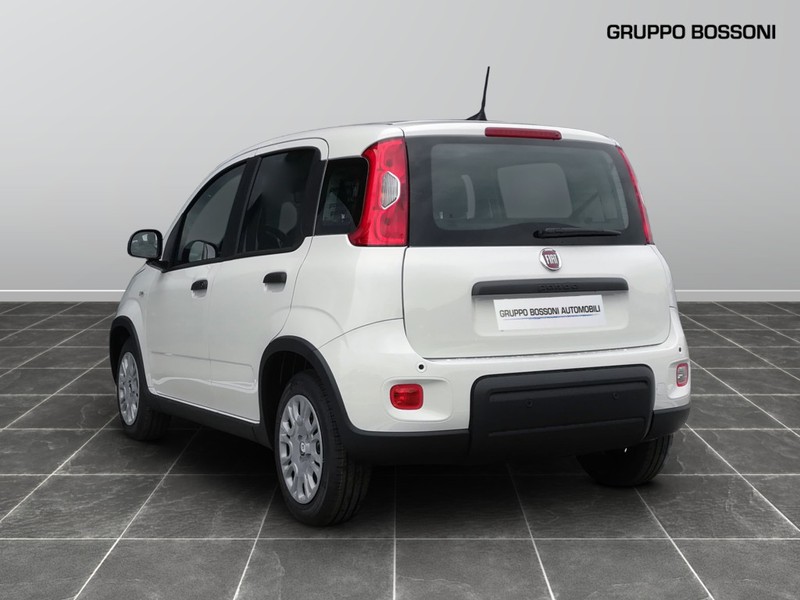 7 - Fiat Panda 1.0 firefly hybrid 70cv s&s