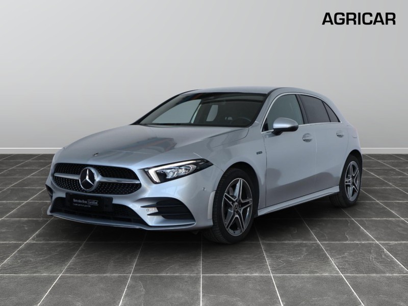 1 - Mercedes Classe A 250 e plug in hybrid (e eq-power) premium 8g-dct