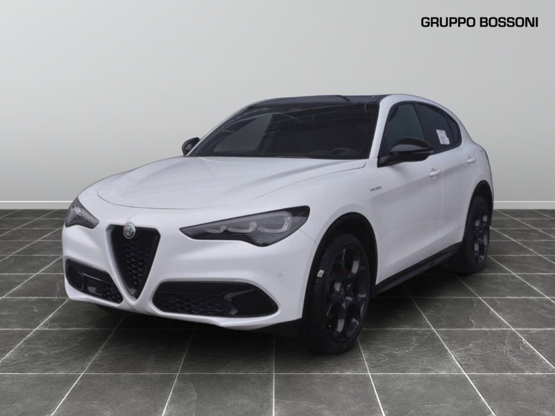 1 - Alfa Romeo Stelvio 2.2 turbo 210cv veloce q4 at8