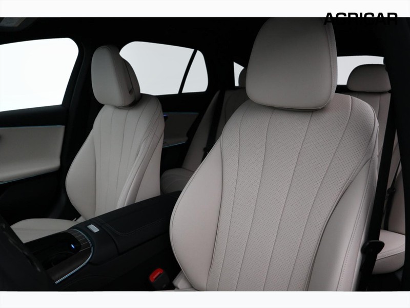 7 - Mercedes Classe E station wagon 220 d amg line advanced plus 4matic 9g-tronic