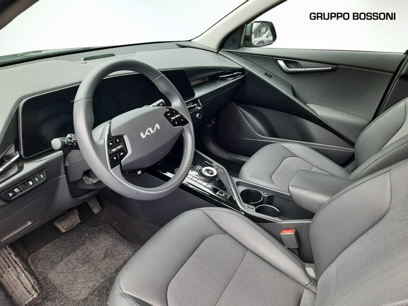 7 - Kia Niro 1.6 gdi phev style dct