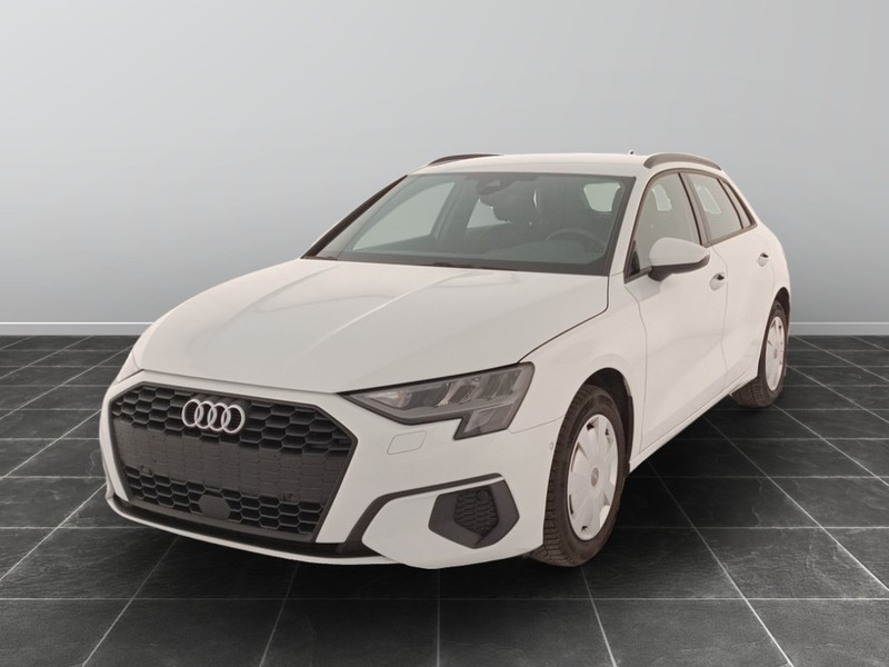 1 - Audi A3 sportback 30 1.5 g-tron s tronic