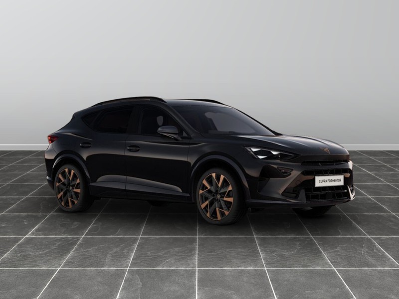 7 - Cupra Formentor 1.5 e-hybrid 204cv dsg
