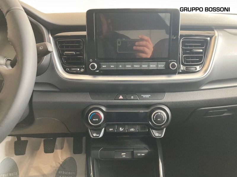 13 - Kia Stonic 1.0 t-gdi mhev 100cv style special edition mt