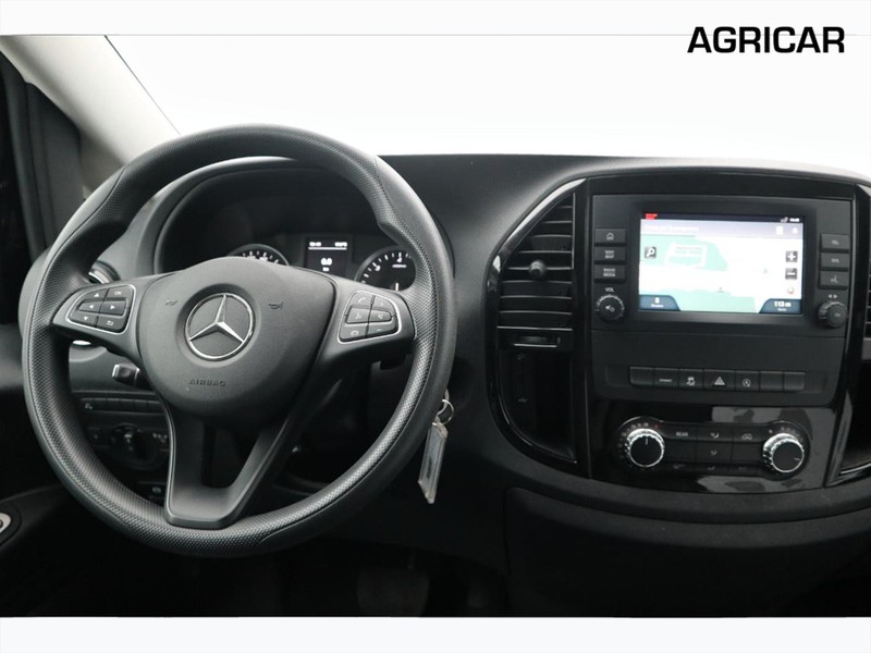 13 - Mercedes Vans Vito 114 cdi long tourer pro auto my20