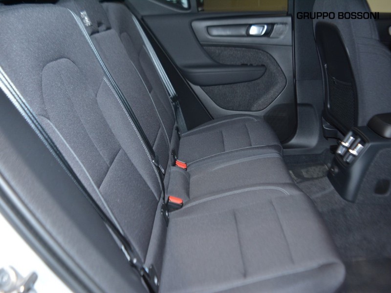 7 - Volvo XC40 1.5 t4 recharge plug-in-hybrid inscription expression geartronic my21
