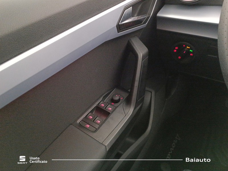 13 - Seat Arona 1.0 ecotsi 95cv fr